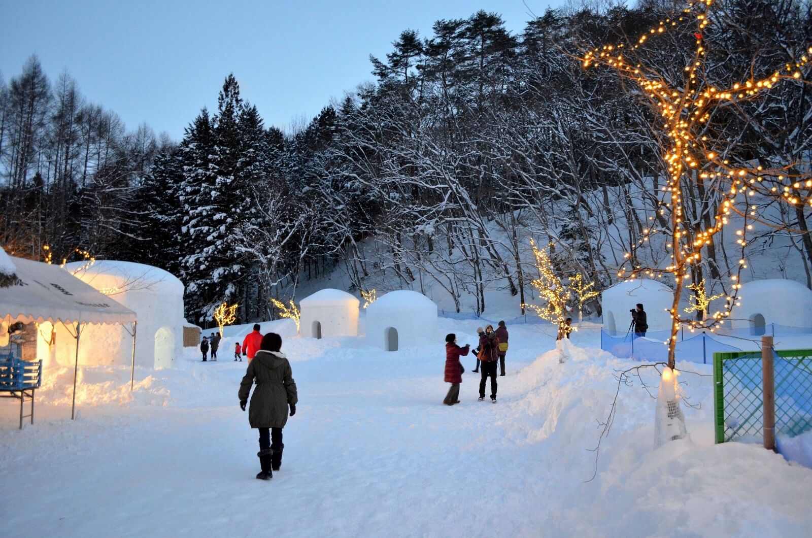 Ingin Coba Wisata Musim Dingin Yang Tradisional Dengan Layanan Onsen Yang Luar Biasa ? Kunjungi Festival Yunishigawa Onsen Kamakura Festival !