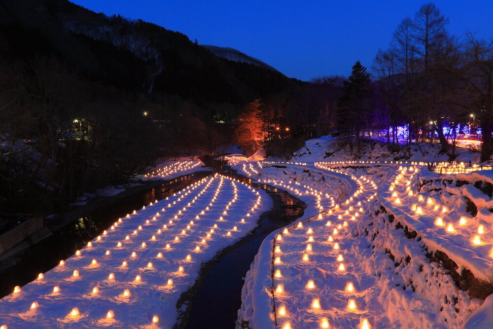 Ingin Coba Wisata Musim Dingin Yang Tradisional Dengan Layanan Onsen Yang Luar Biasa ? Kunjungi Festival Yunishigawa Onsen Kamakura Festival !