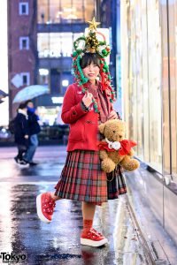 Harajuku Street Style Yang Dipadukan Dengan Tema Natal Oleh Lisa