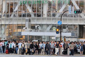 5 Spot Foto Terbaik Untuk Menangkap Panorama Ikonik Dari Shibuya Crossing Di Tokyo