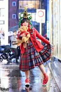 Harajuku Street Style Yang Dipadukan Dengan Tema Natal Oleh Lisa