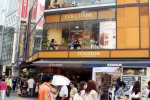 5 Spot Foto Terbaik Untuk Menangkap Panorama Ikonik Dari Shibuya Crossing Di Tokyo