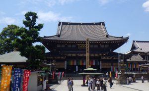 5 Kuil Terbaik Untuk Menikmati Acara Hatsumode di Jepang Versi Artforia