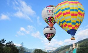 Terbang Diatas Pegunungan Utara Jepang Yang Indah Dalam Wisata Balon Udara Hakuba