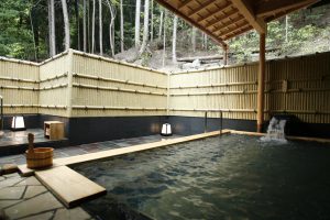 3 Onsen Dengan Pemandangan Terbaik Yang Dapat Kamu Kunjungi Di Kyoto
