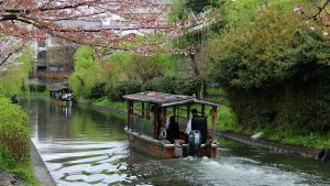 Berkeliling Menikmati Sejarah Dalam Desa Sake Fushimi Di Kyoto