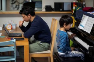 Kebijakan Shinzo Abe Untuk Meliburkan Sekolah Karena Virus Corona Mendapat Banyak Keluhan Masyarakat Jepang