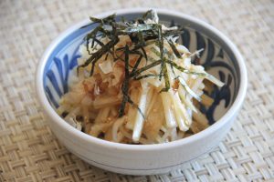 Mengenal Dan Memasak Hidangan Jepang Dengan Lobak Jepang Yang Disebut Daikon !